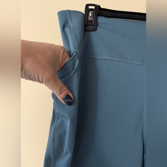 Nike NWT Swift Women's High-Waisted 7/8 Running Leggings with Pockets, size XXL - Picture 3 of 11